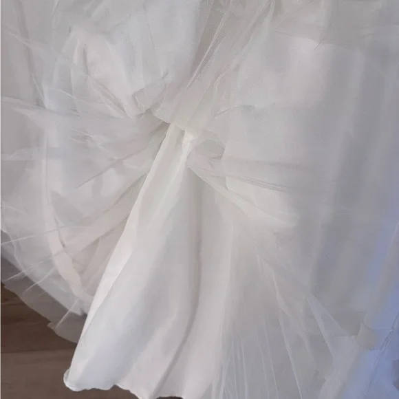 David’s Bridal Girls Sz 14 White Flower Girl/Daughter of the Bride Wedding Dress - Picture 9 of 11
